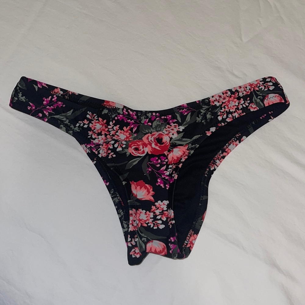 bikini bottoms